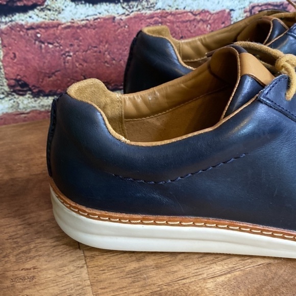 CLARKS Unstructured Amberlee Rosa Lowtop Leather Comfort Navy Sneakers Size 9.5 - Picture 4 of 11